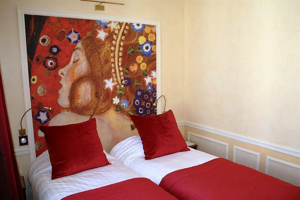 Timhotel Montmartre Párizs Szálloda