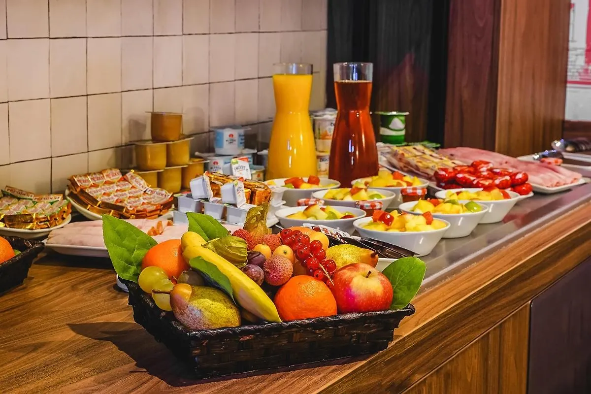 Timhotel Montmartre Párizs Szálloda