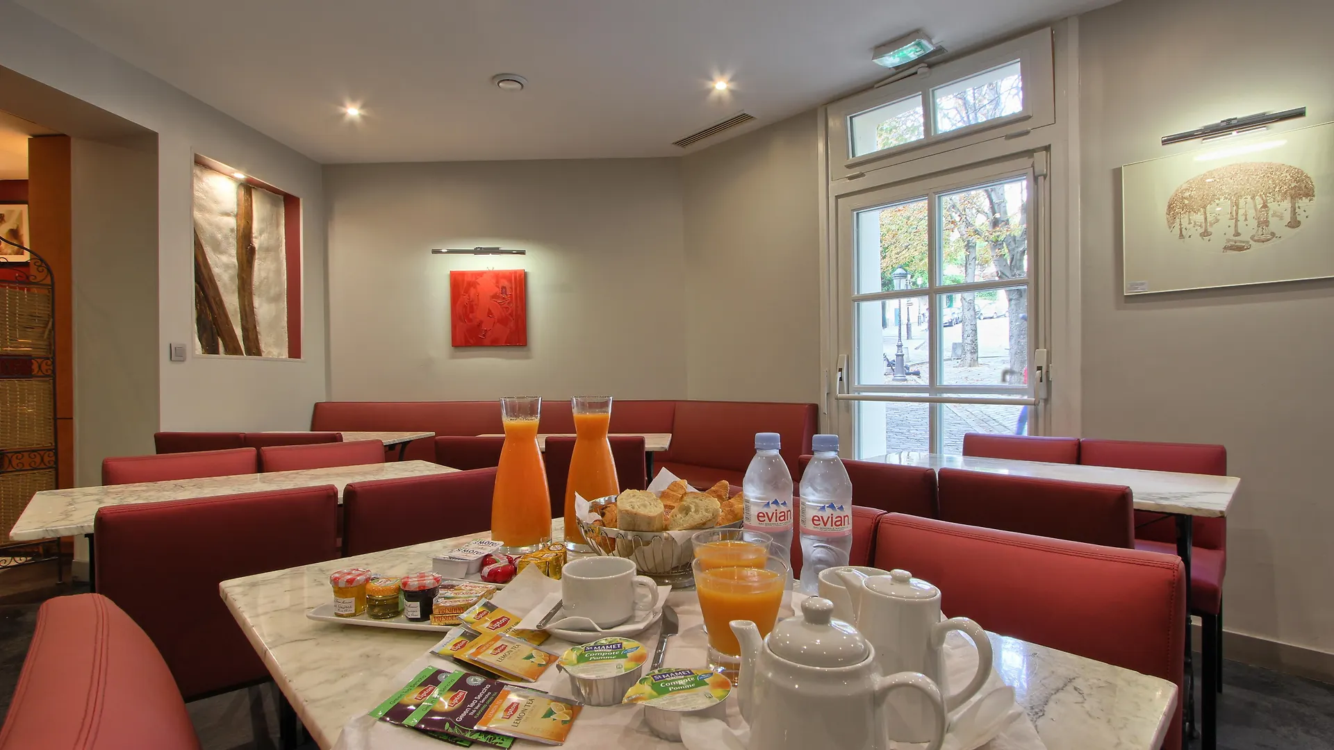 Timhotel Montmartre Paryż Hotel