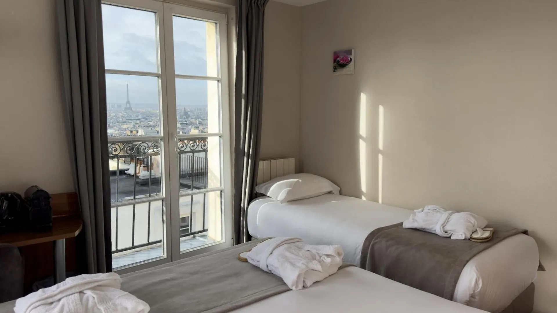 Timhotel Montmartre Paryż Francja