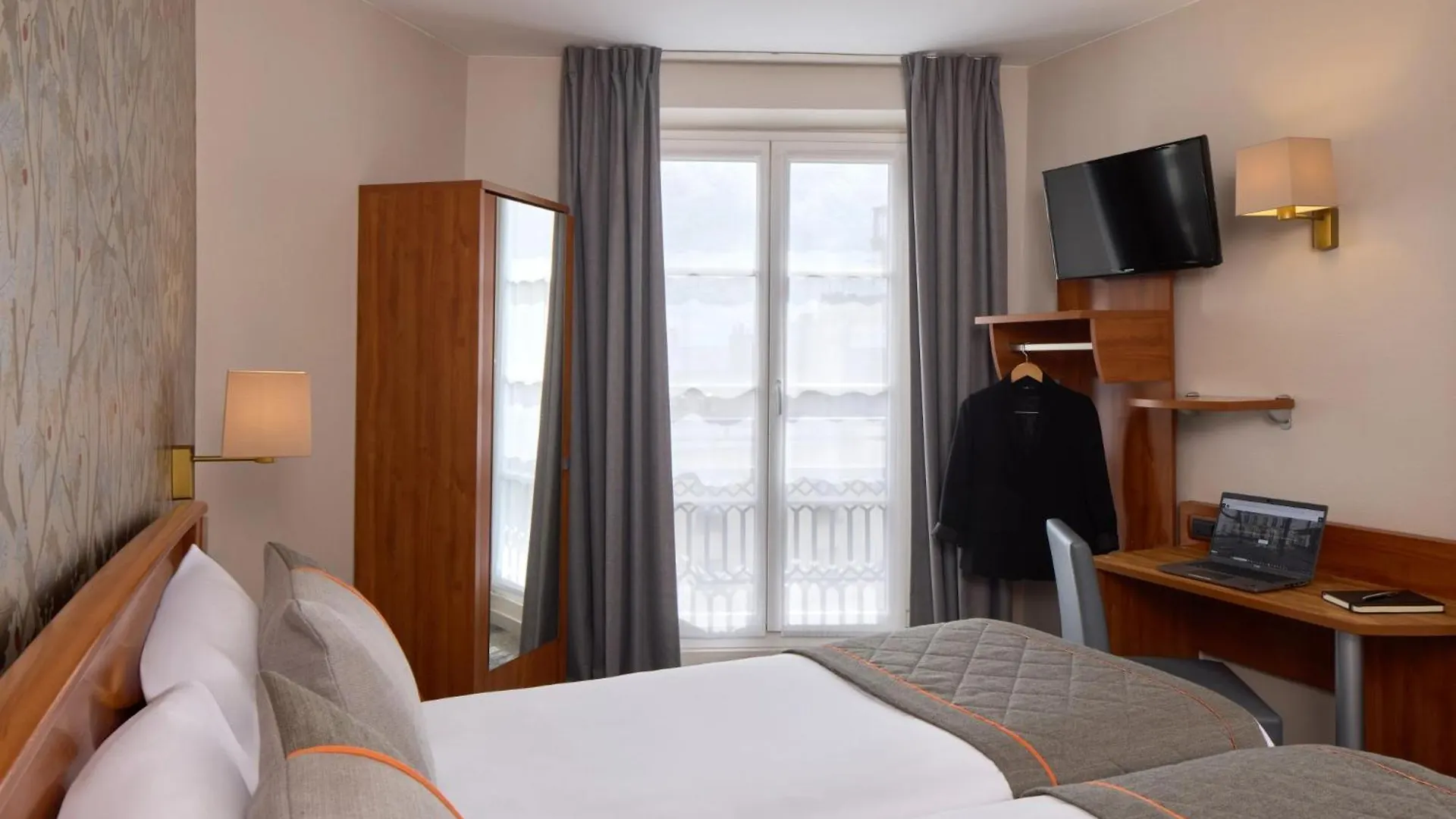 Hotel Timhotel Montmartre París